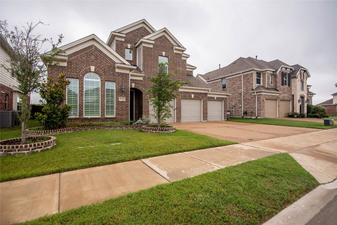 913 Frisco Hills Boulevard Little Elm TX 75068