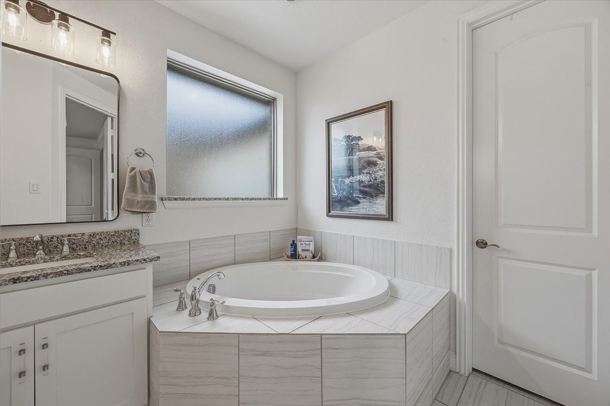 513 Point Vista Drive Aledo TX 76008