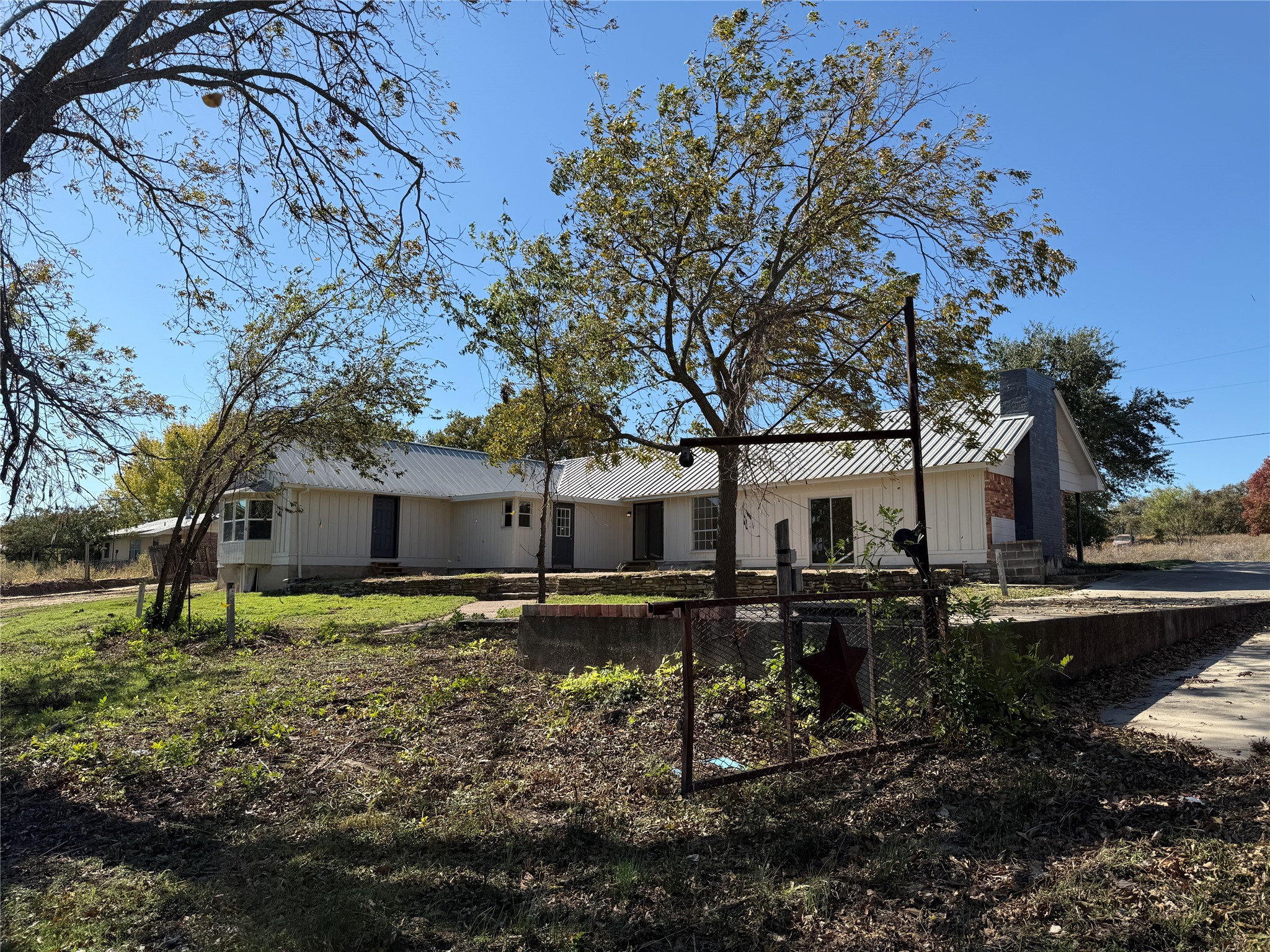 1102 Chilton Street Weatherford TX 76086