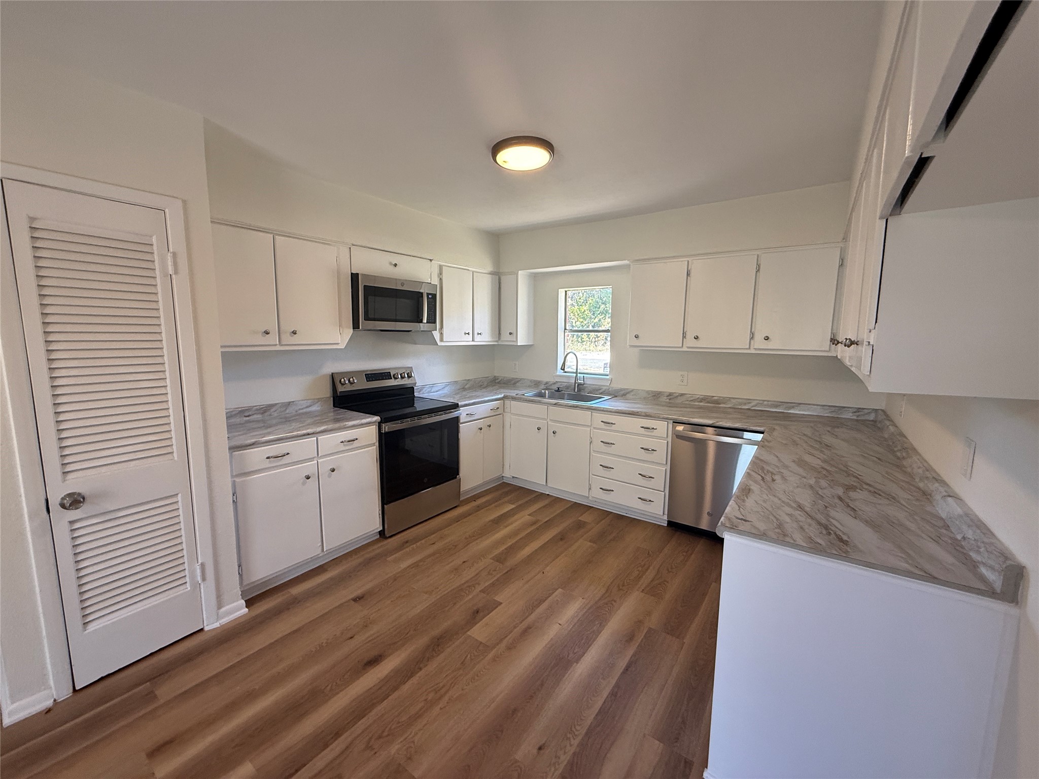 1102 Chilton Street Weatherford TX 76086