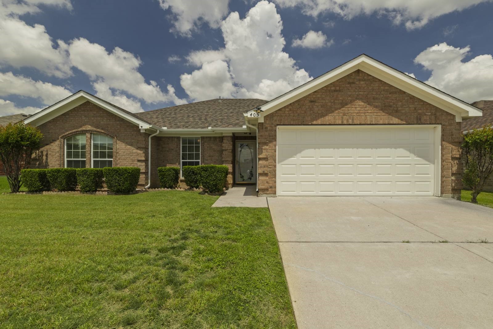 405 Mcmurtry Drive Arlington TX 76002