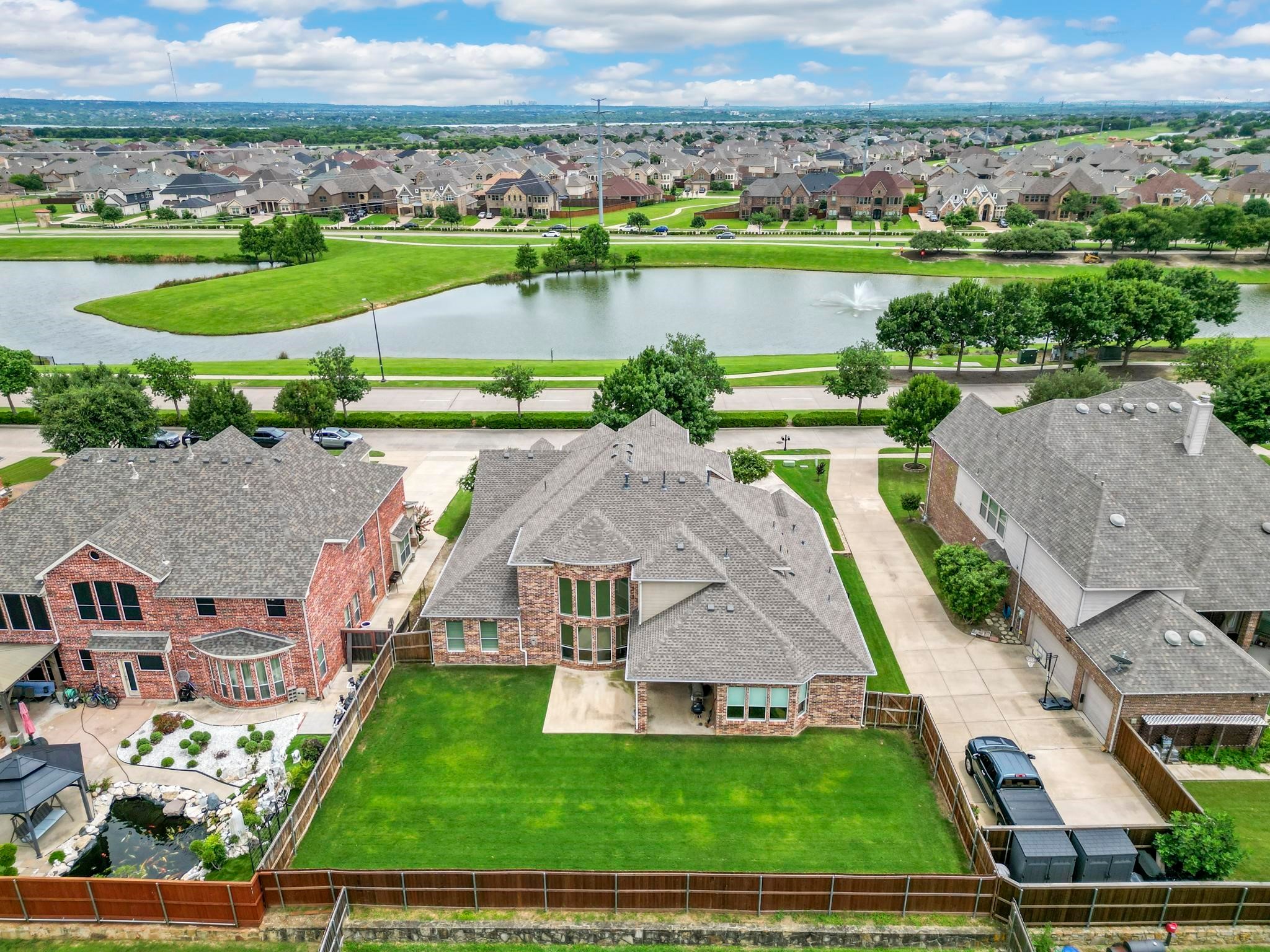 2940 England Parkway Grand Prairie TX 75054