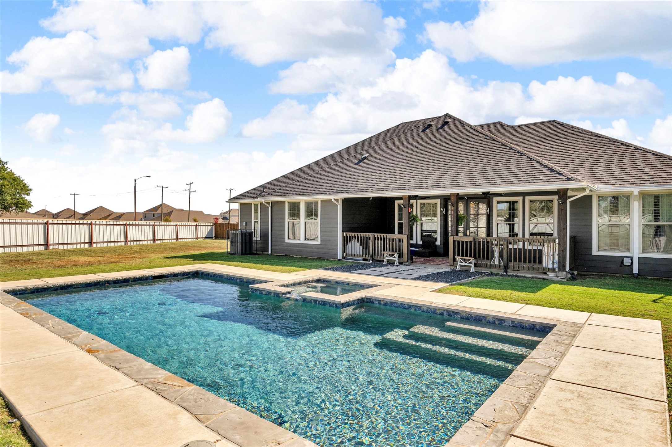 300 W Bell Street Everman TX 76140