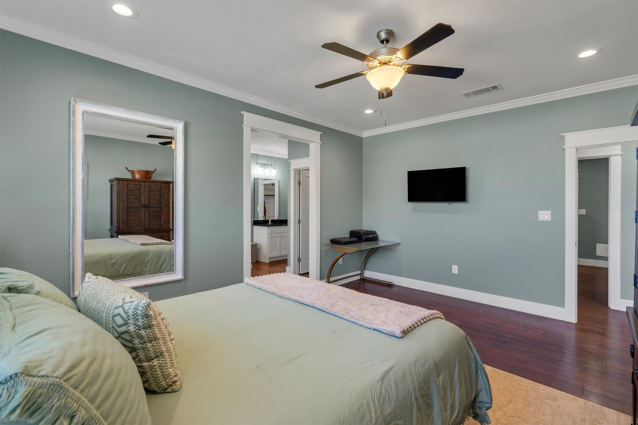 300 W Bell Street Everman TX 76140