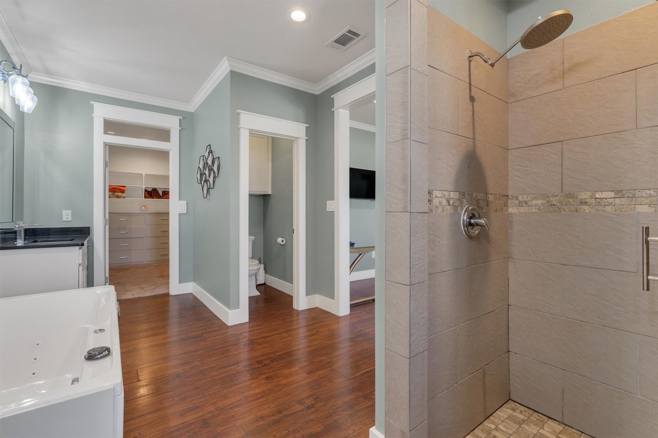 300 W Bell Street Everman TX 76140