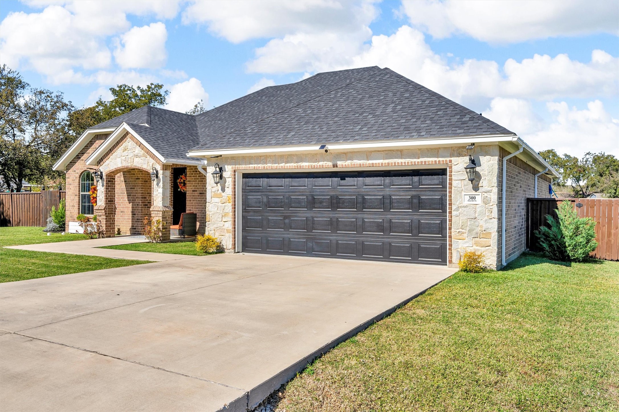 300 W Bell Street Everman TX 76140