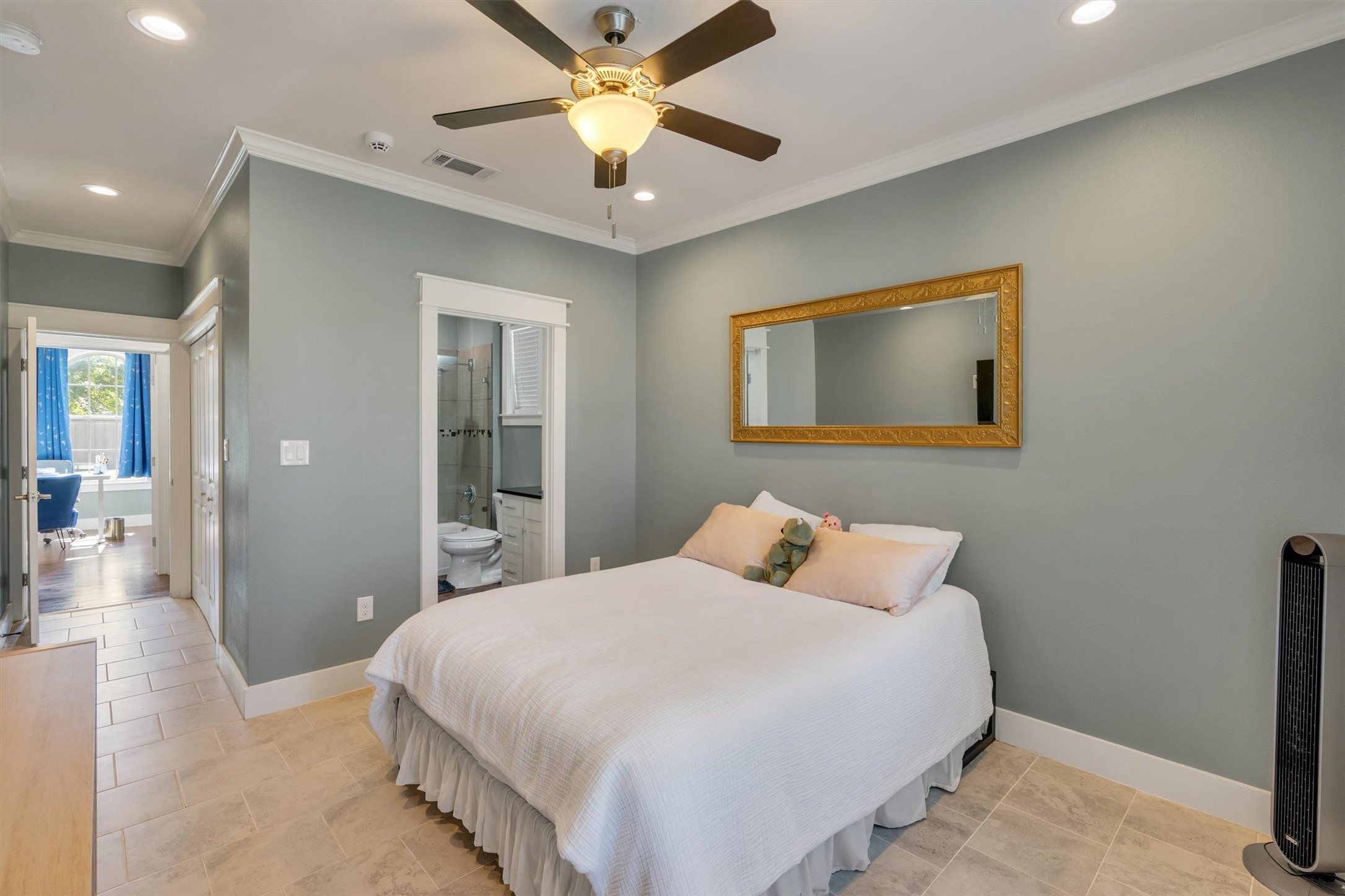 300 W Bell Street Everman TX 76140
