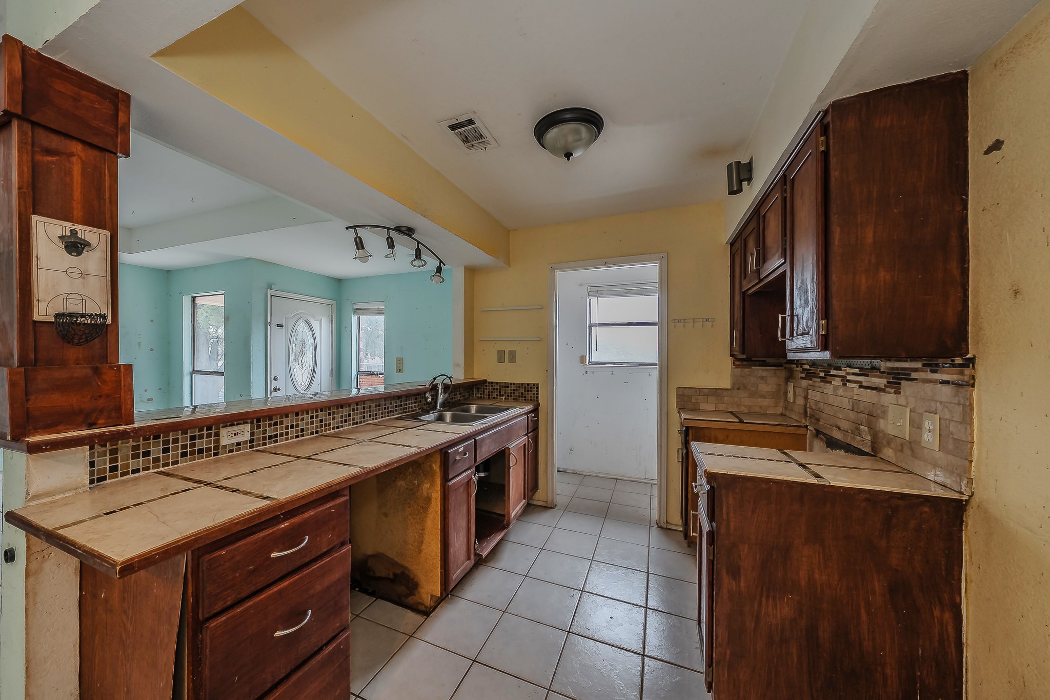 5709 Ranchogrande Drive Arlington TX 76017