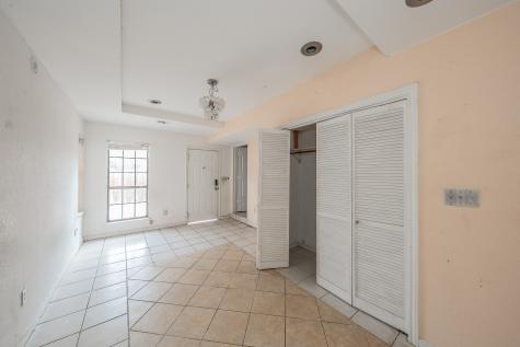 5709 Ranchogrande Drive Arlington TX 76017