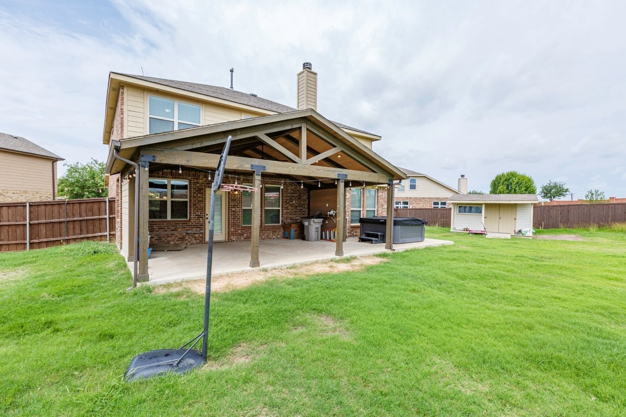 200 Armstrong Lane Lavon TX 75166