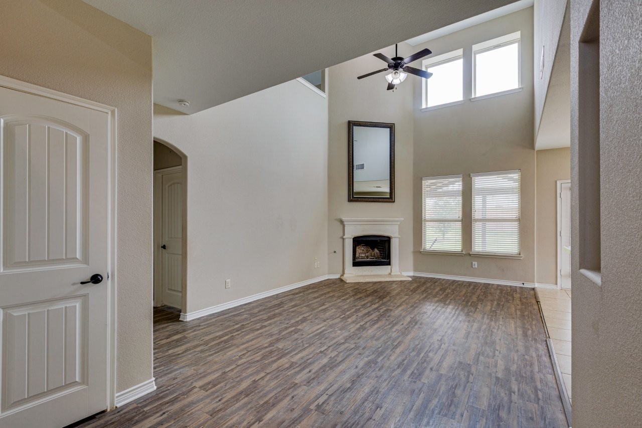 200 Armstrong Lane Lavon TX 75166