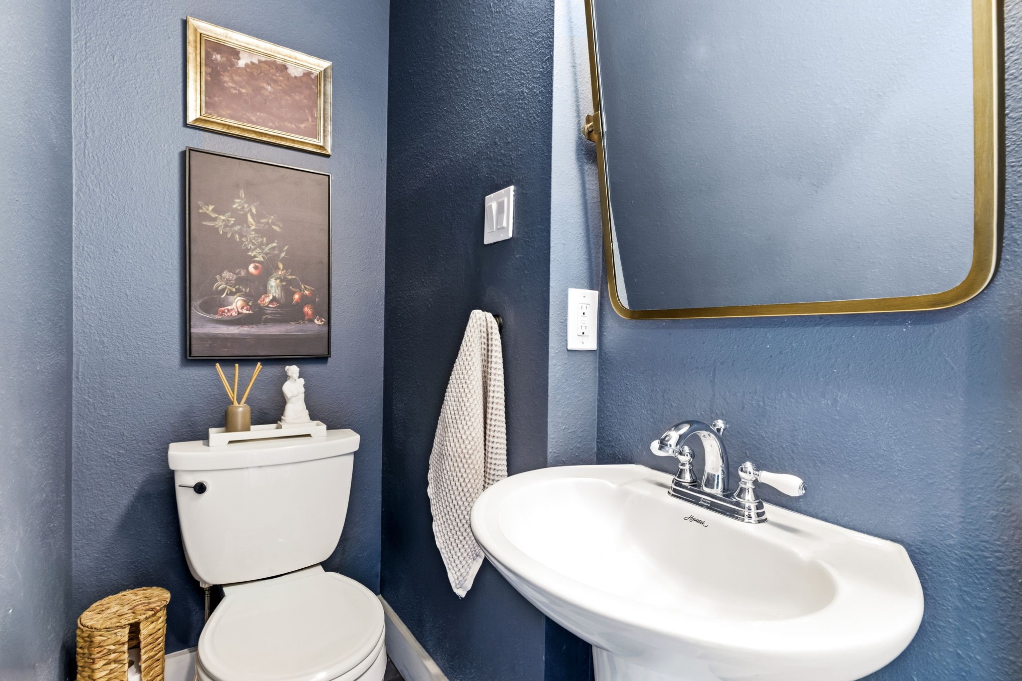 5451 Merrimac Avenue Dallas TX 75206