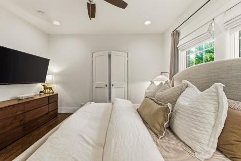5451 Merrimac Avenue Dallas TX 75206