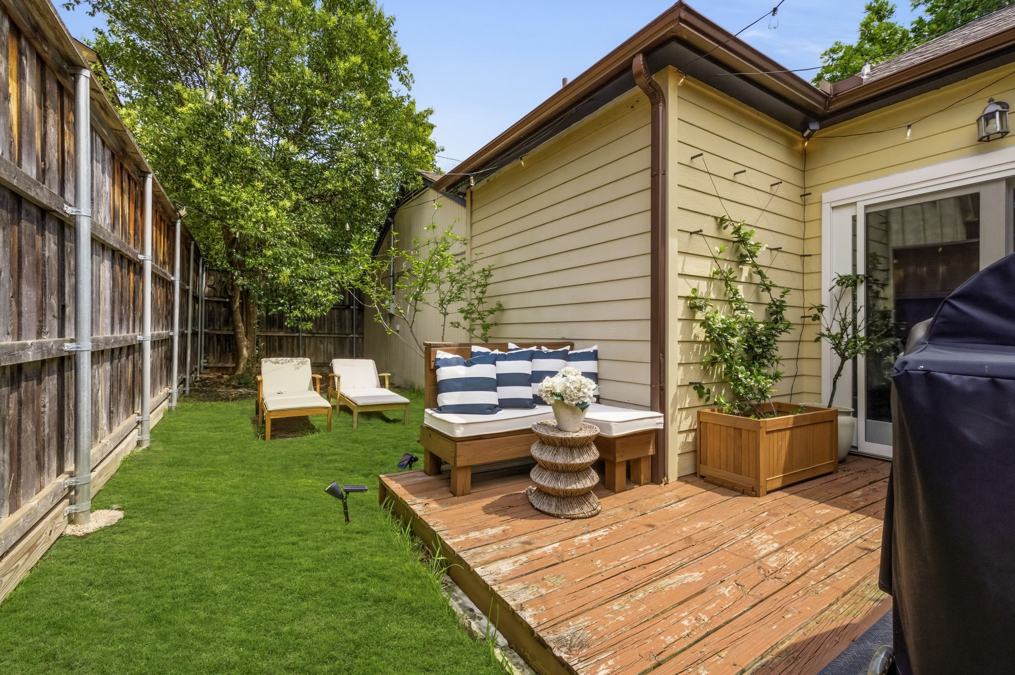 5451 Merrimac Avenue Dallas TX 75206