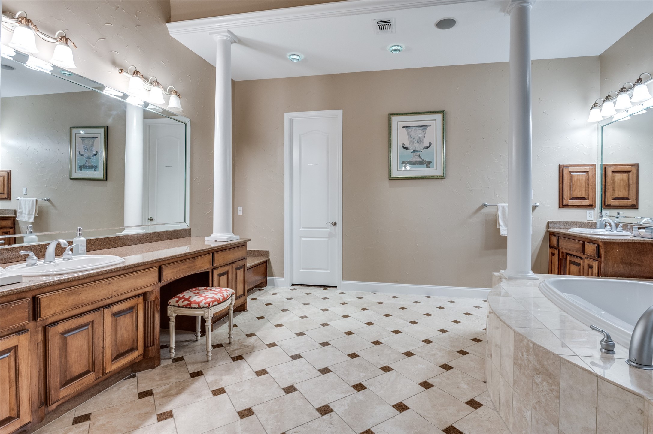 9253 Cape Royale Court Fort Worth TX 76179
