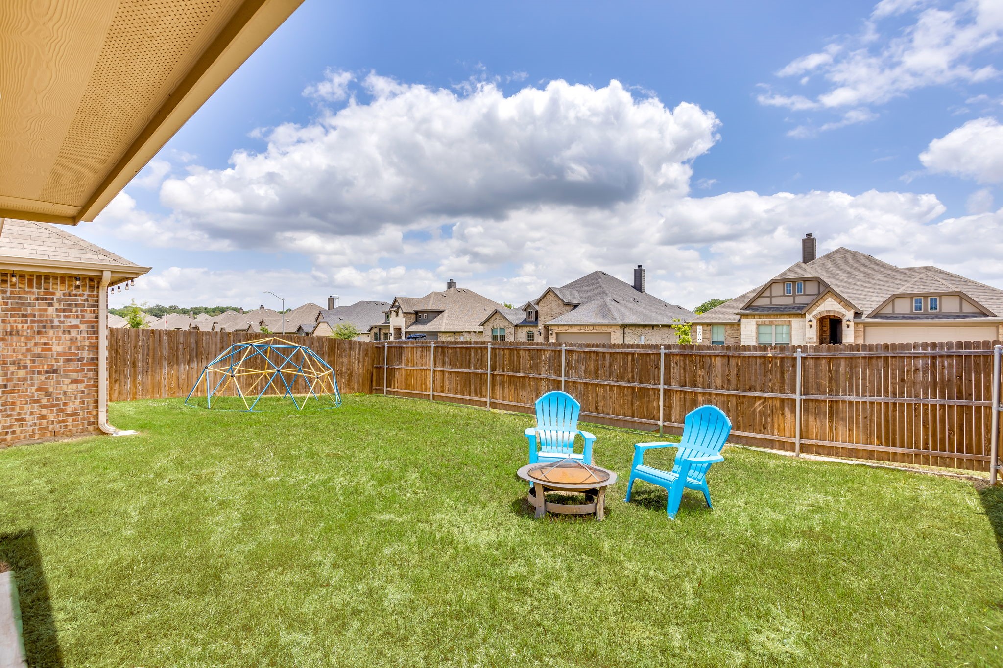 533 Lela Circle Keene TX 76059