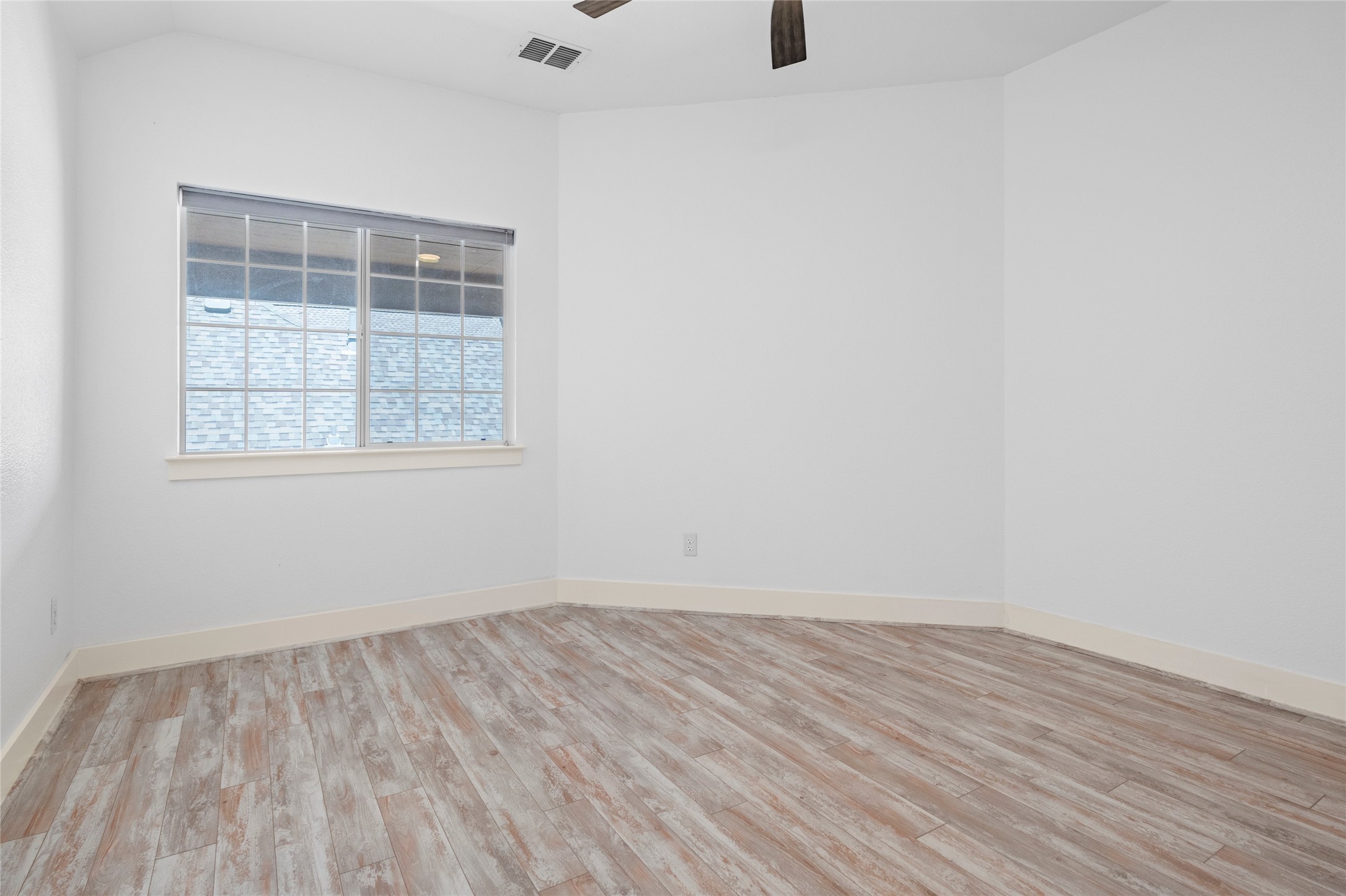 1136 Pedernales Trail Irving TX 75063