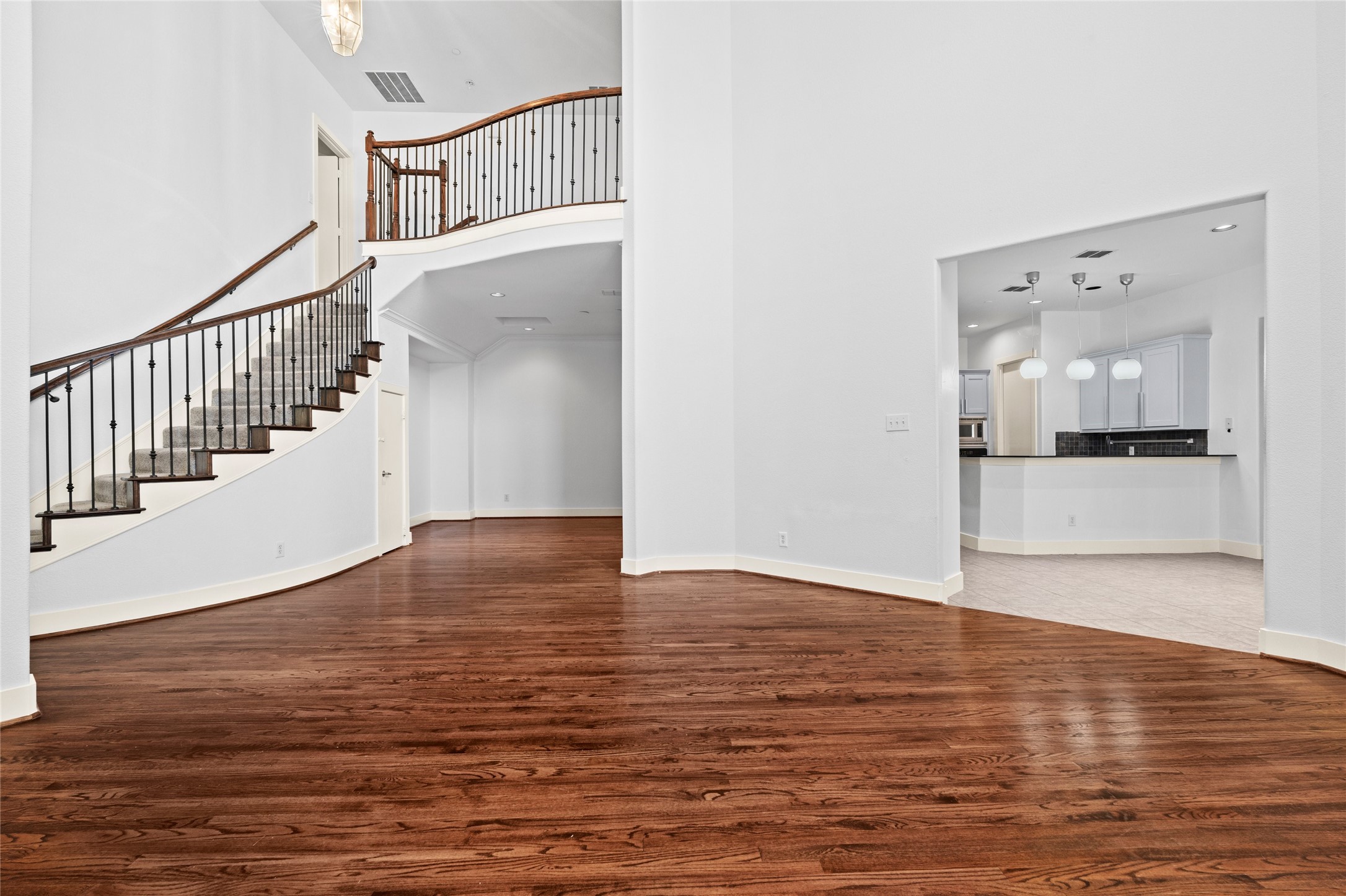 1136 Pedernales Trail Irving TX 75063