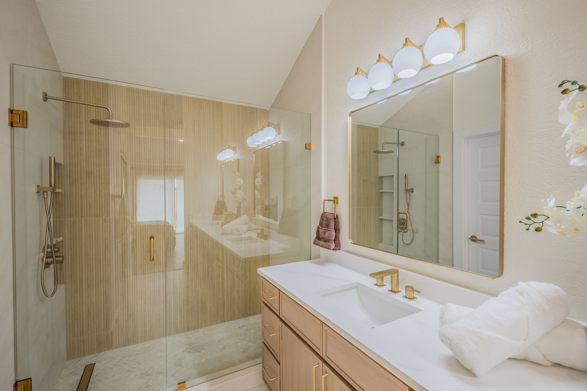 5922 Glen Heather Drive Dallas TX 75252
