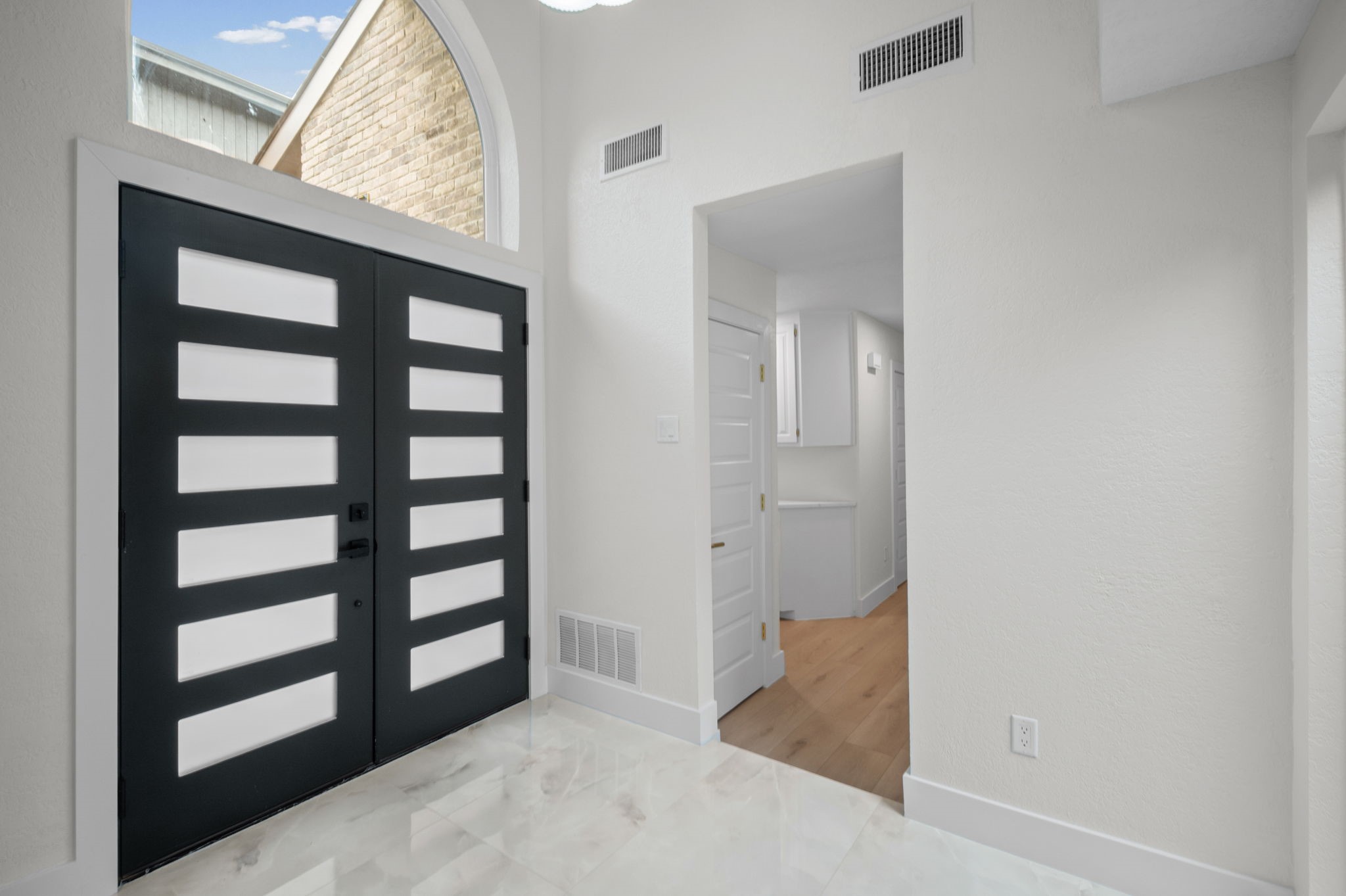 5922 Glen Heather Drive Dallas TX 75252