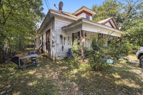 1413 N Wilhite Street Cleburne TX 76031