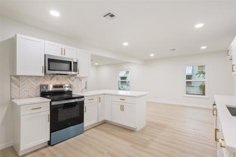 1029 N 45th Street Waco TX 76710