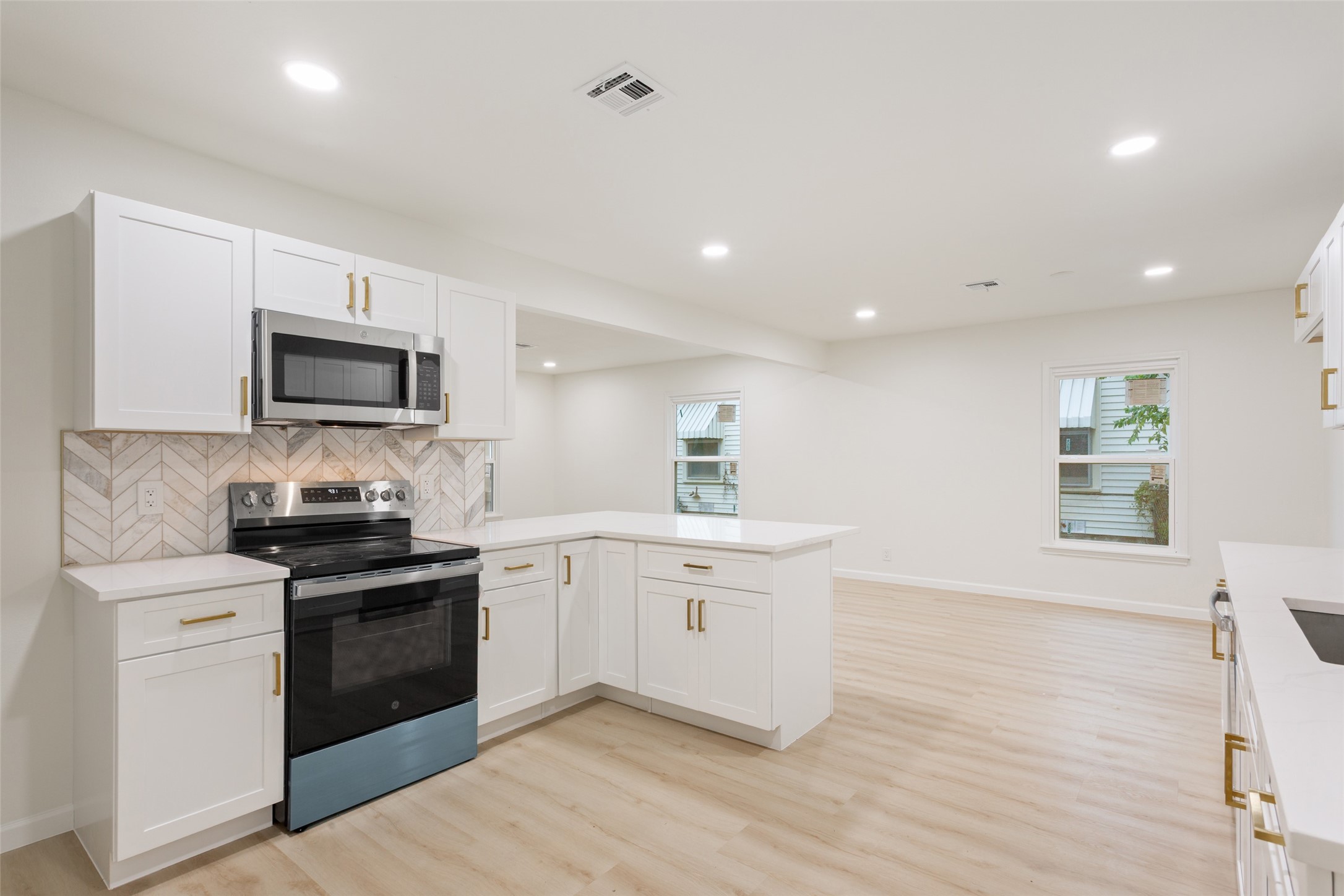 1029 N 45th Street Waco TX 76710