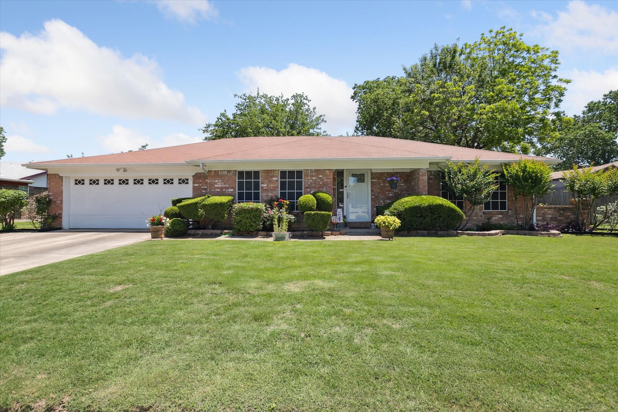 7108 Stonybrooke Drive North Richland Hills TX 76182