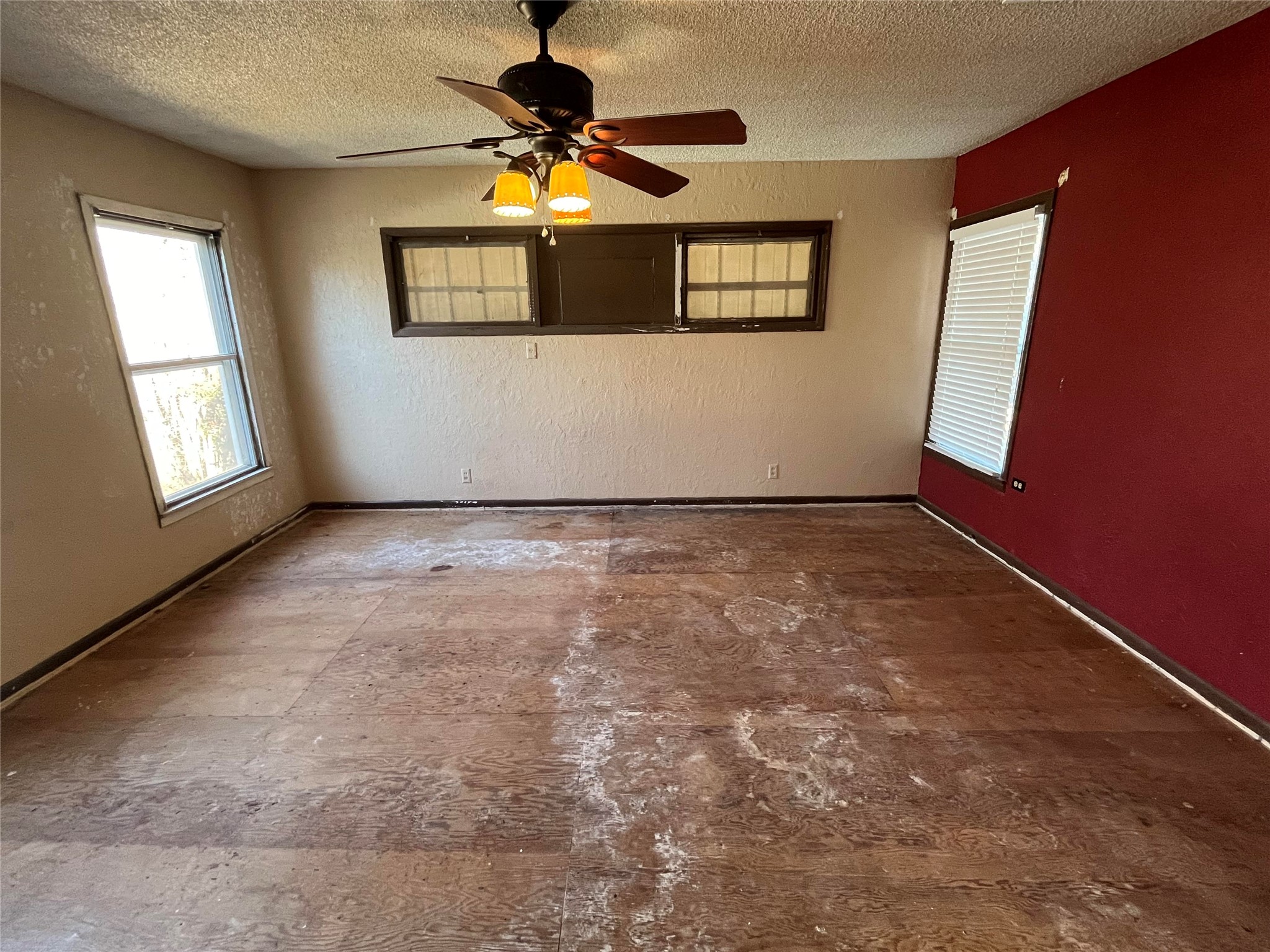 1103 W 11th Street Mcgregor TX 76657