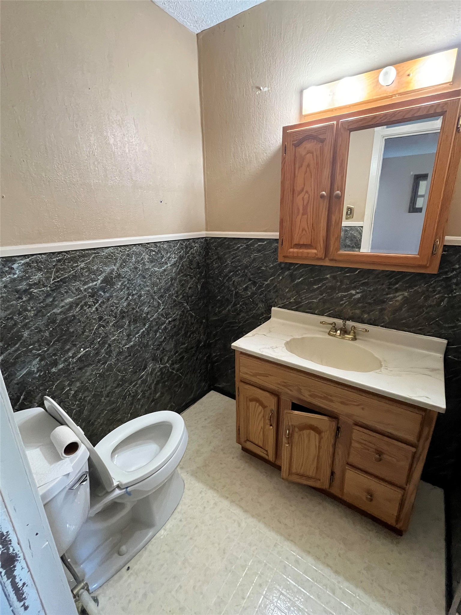1103 W 11th Street Mcgregor TX 76657