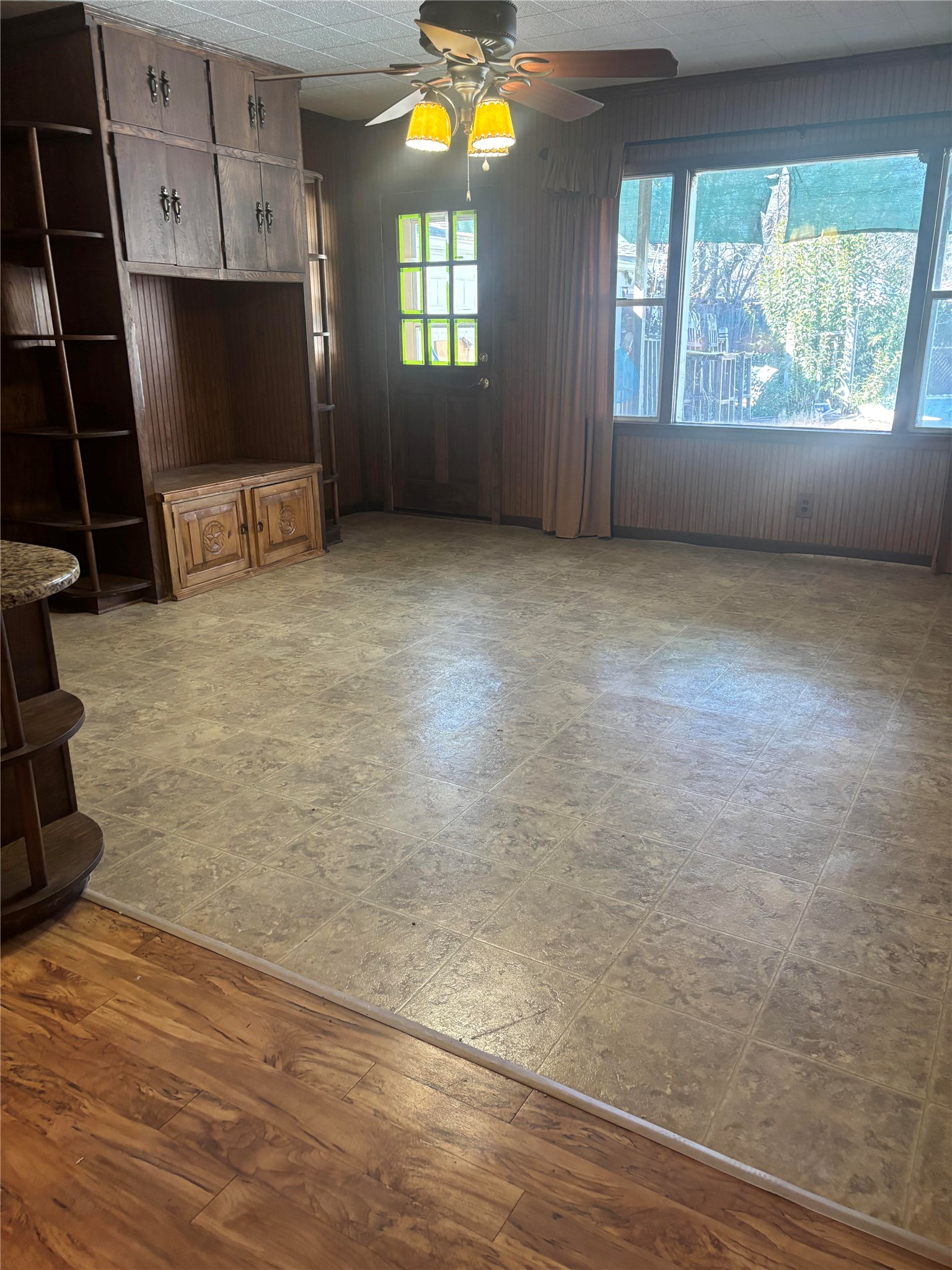 1103 W 11th Street Mcgregor TX 76657
