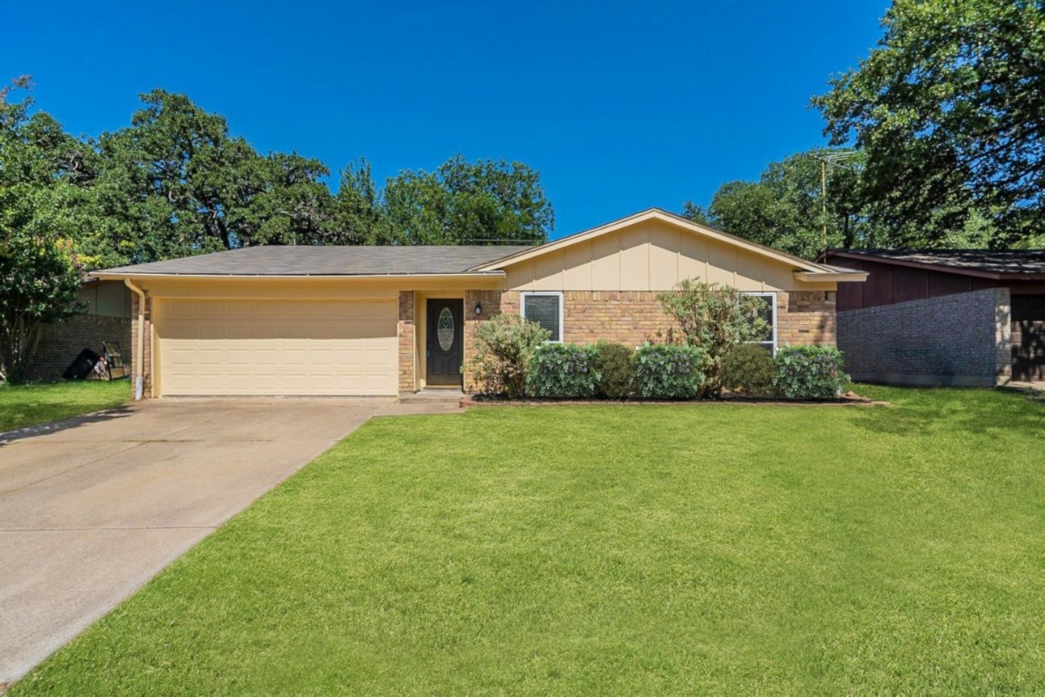 2703 Mintwood Place Arlington TX 76016