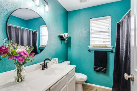 221 Rose Avenue Cleburne TX 76033