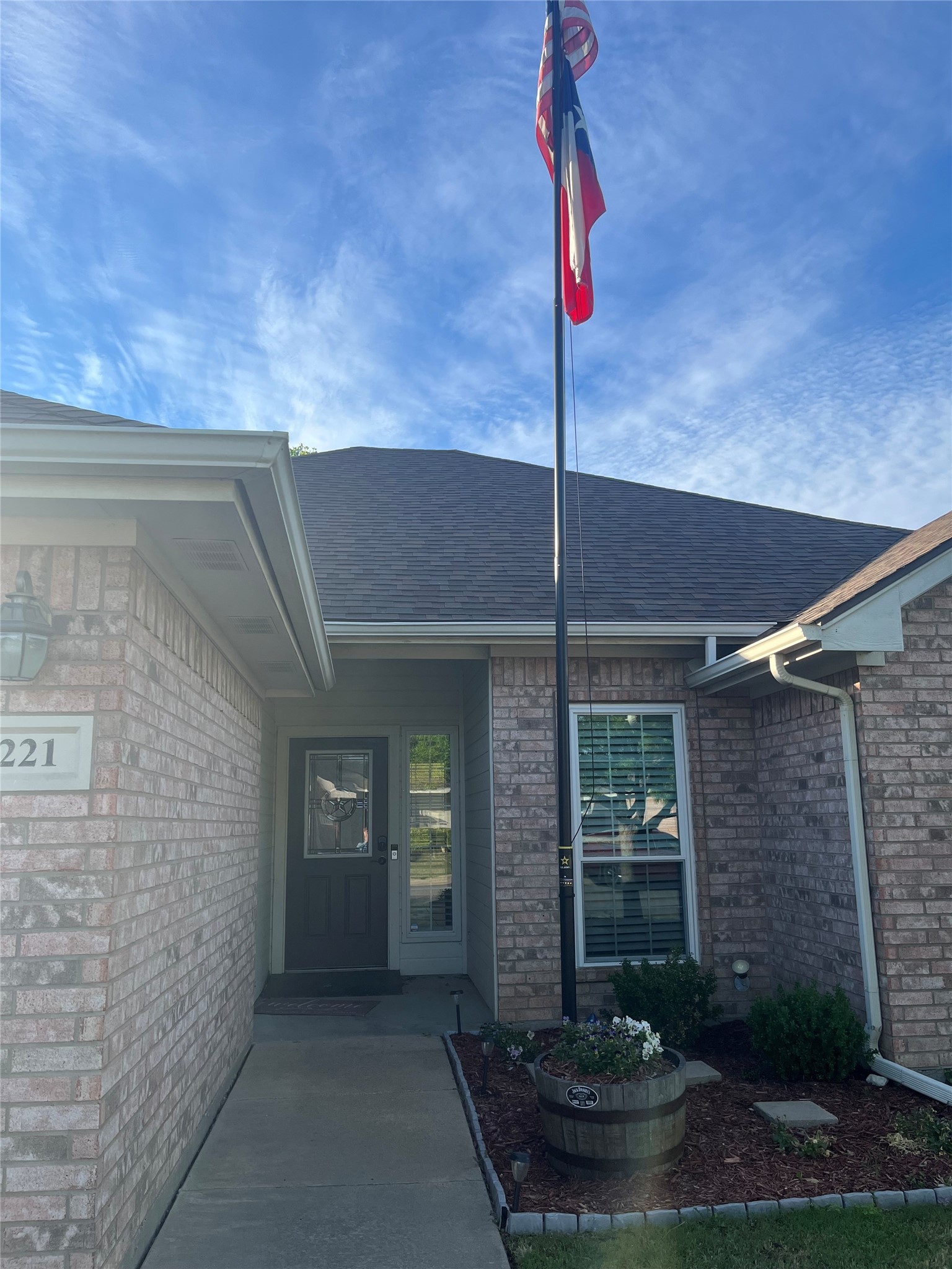 221 Rose Avenue Cleburne TX 76033