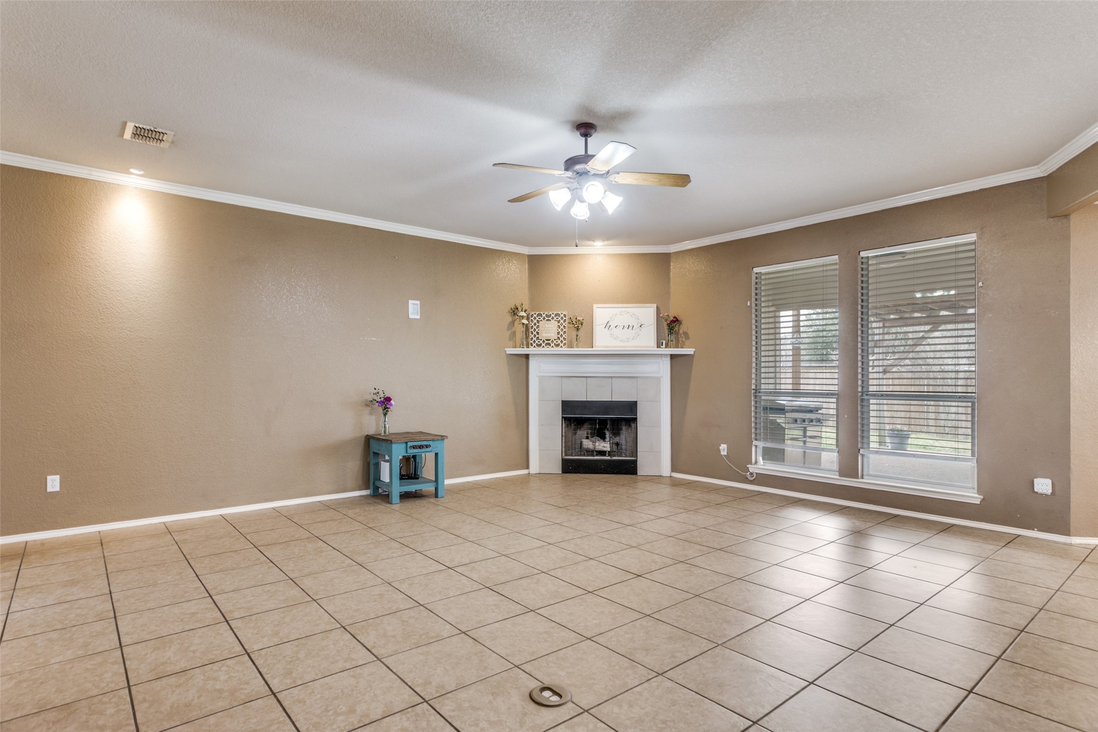 221 Rose Avenue Cleburne TX 76033