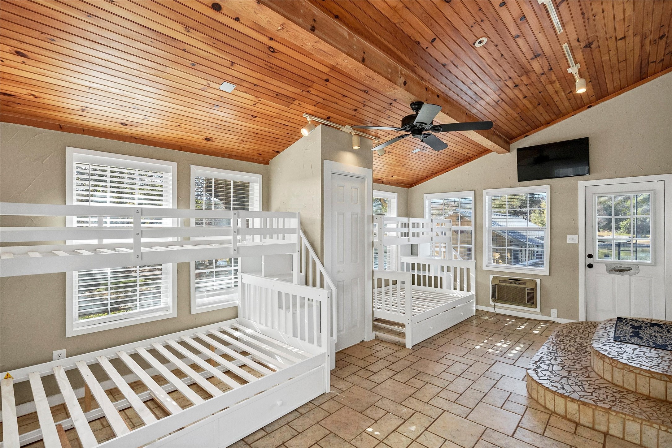 3814 Pawnee Court Granbury TX 76048