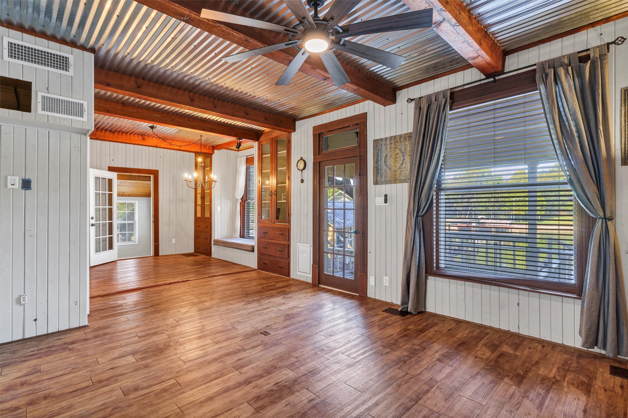 3814 Pawnee Court Granbury TX 76048