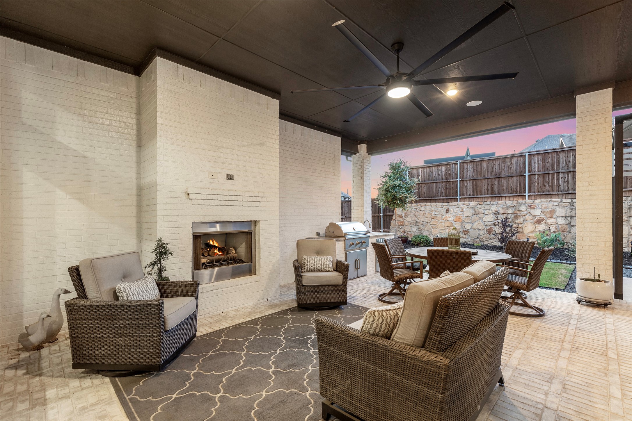 9901 Surveyor Road Oak Point TX 75068