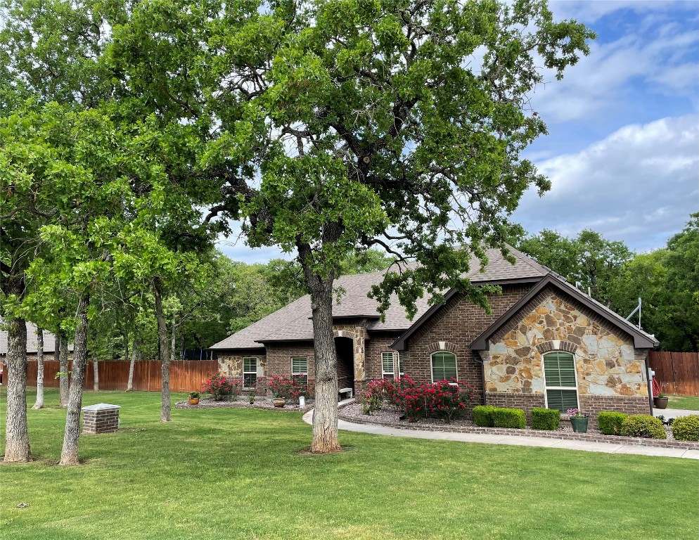 145 Foxpointe Circle Weatherford TX 76087