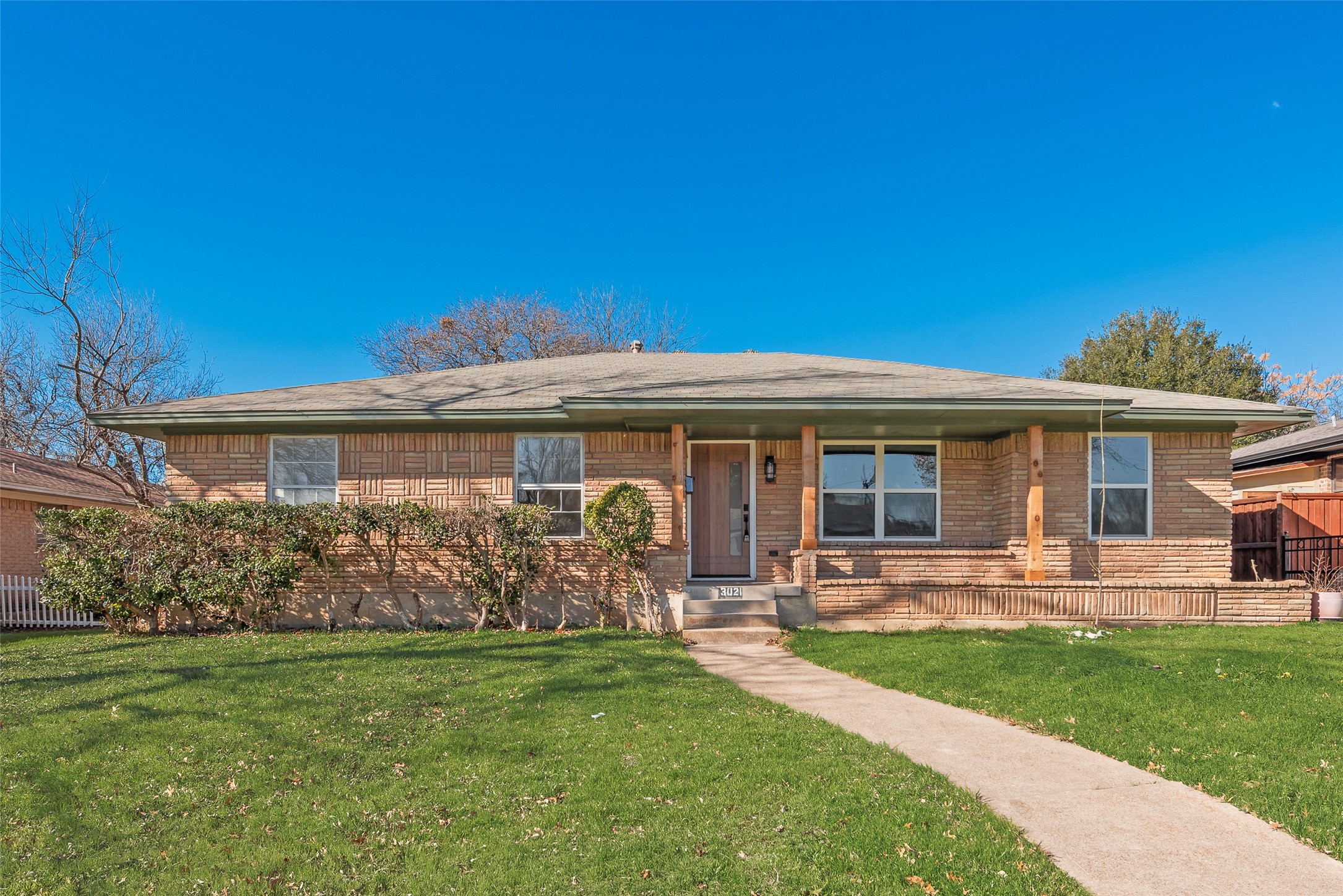 3021 El Tovar Avenue Dallas TX 75233