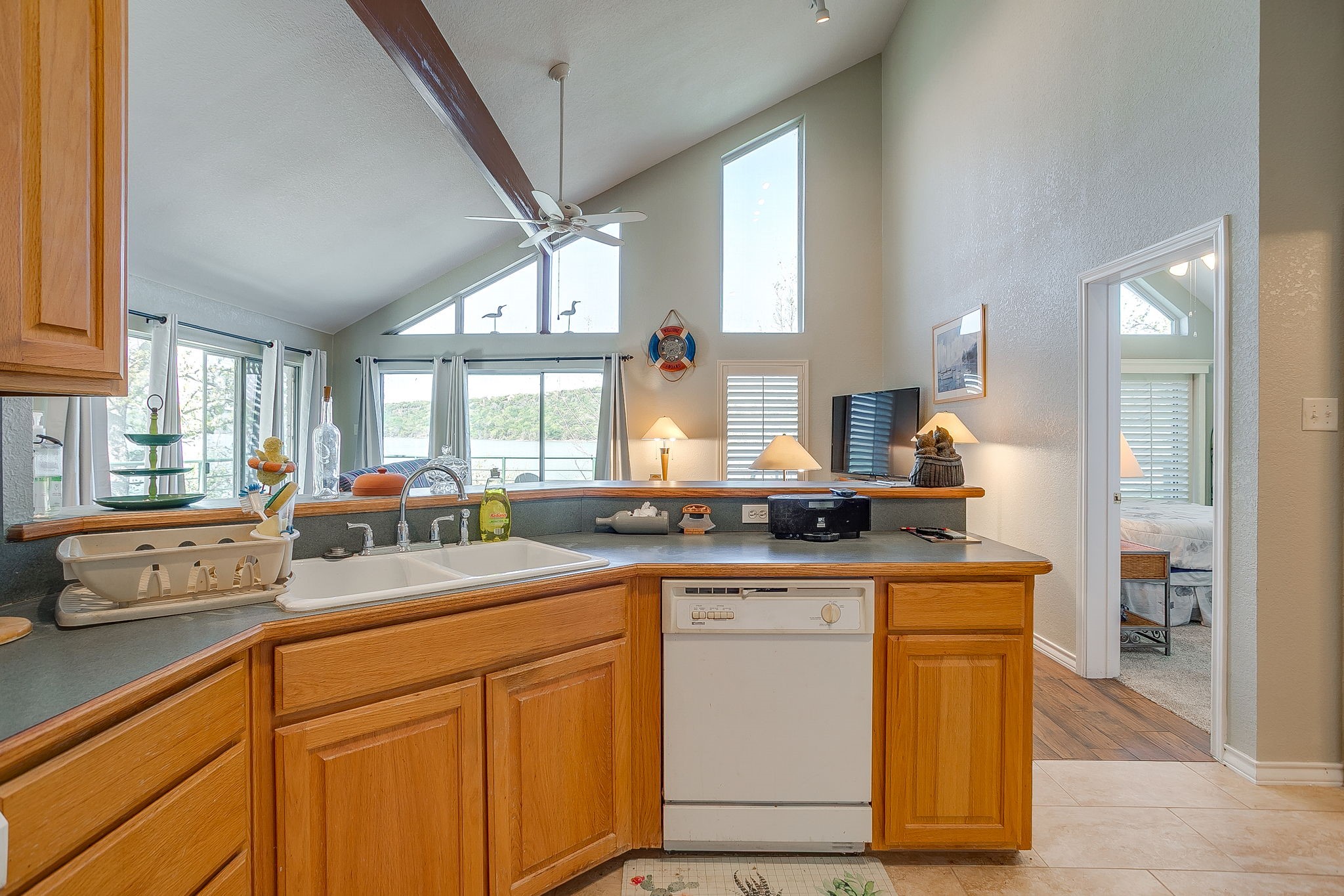 922 S Lakeview Drive Gordon TX 76453