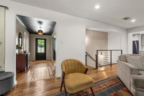 1009 Bob O Link Woodway TX 76712
