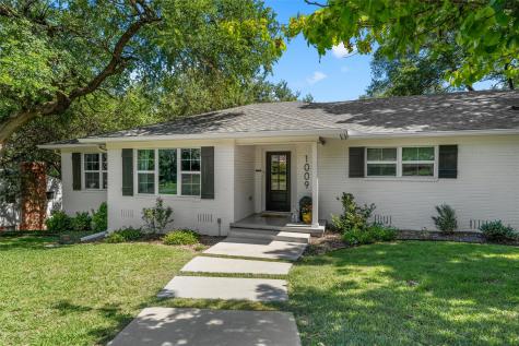 1009 Bob O Link Woodway TX 76712