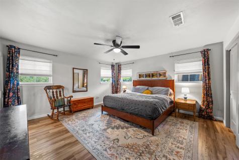 1009 Bob O Link Woodway TX 76712