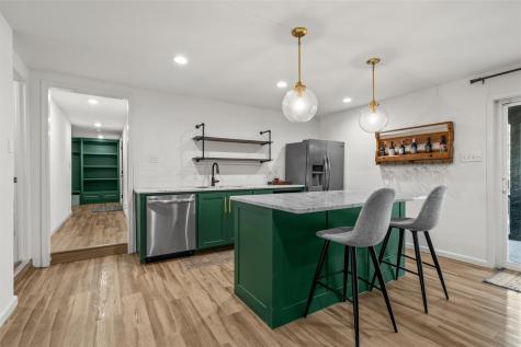 1009 Bob O Link Woodway TX 76712