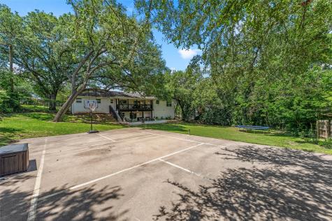 1009 Bob O Link Woodway TX 76712