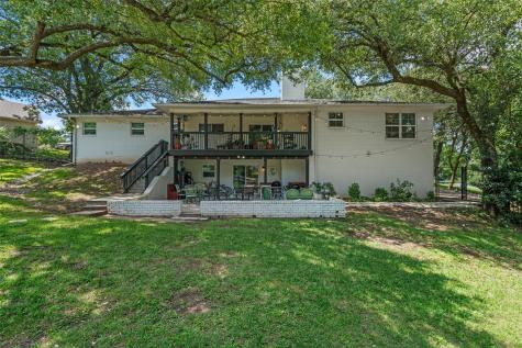 1009 Bob O Link Woodway TX 76712
