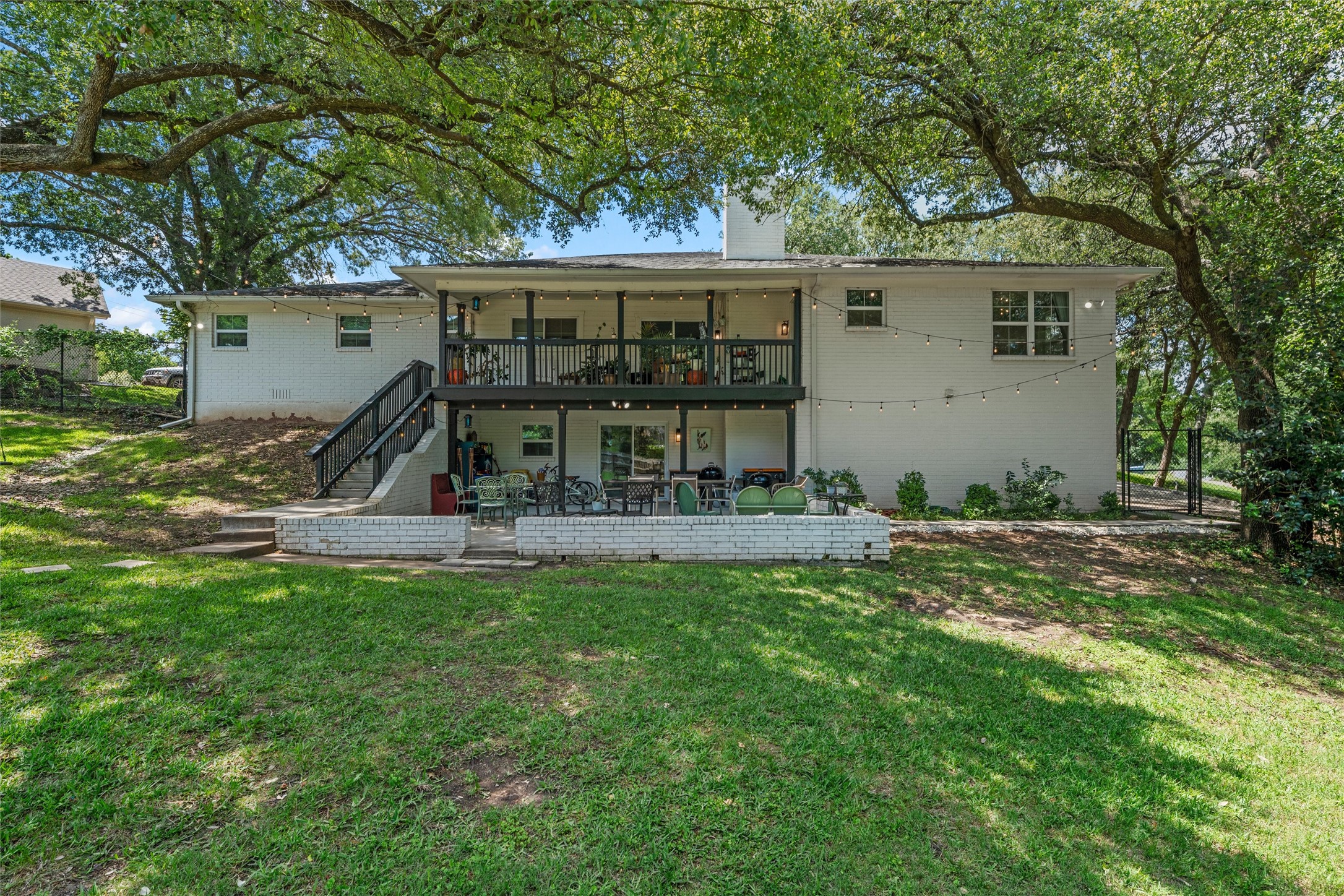 1009 Bob O Link Woodway TX 76712