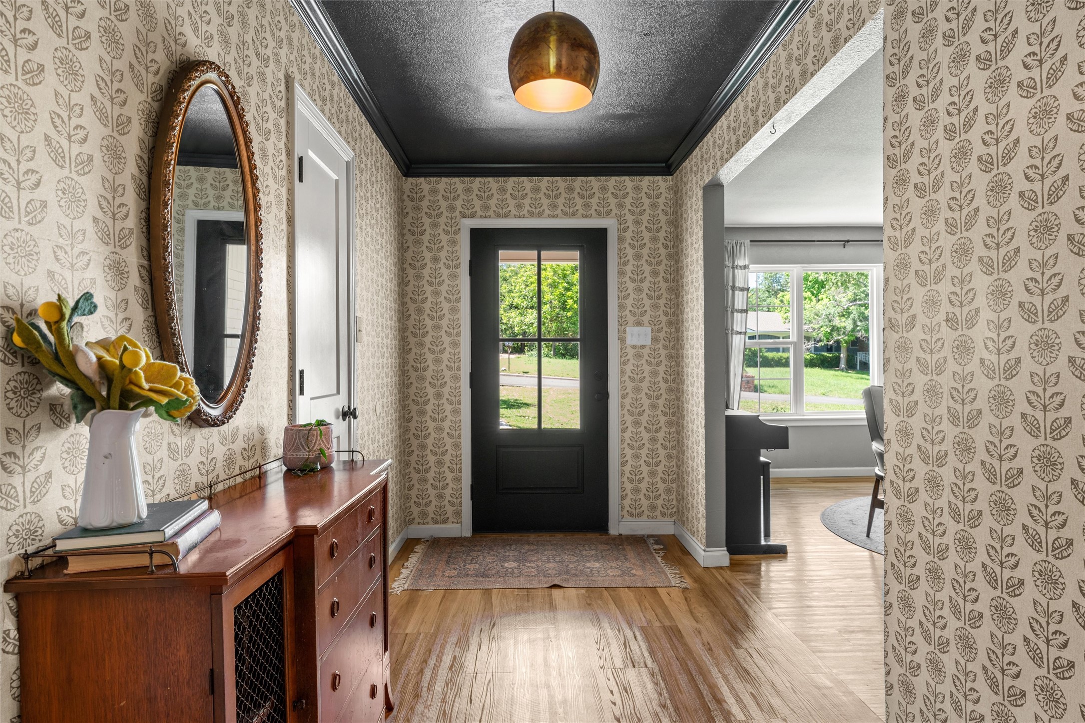 1009 Bob O Link Woodway TX 76712