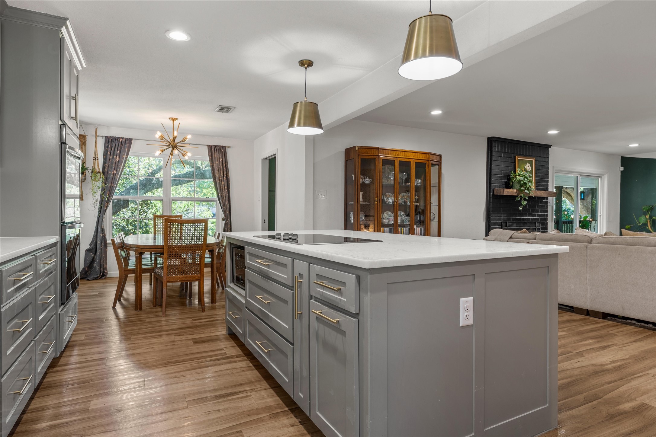1009 Bob O Link Woodway TX 76712